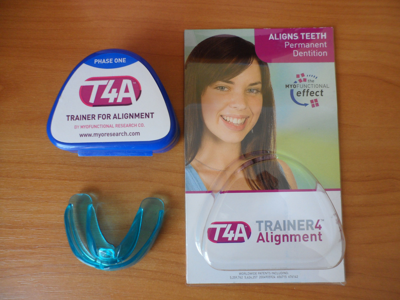 Ортодонтический трейнер для зубов T4А синий Soft (мягкий, оригинальный) - фото 1 - id-p4158079