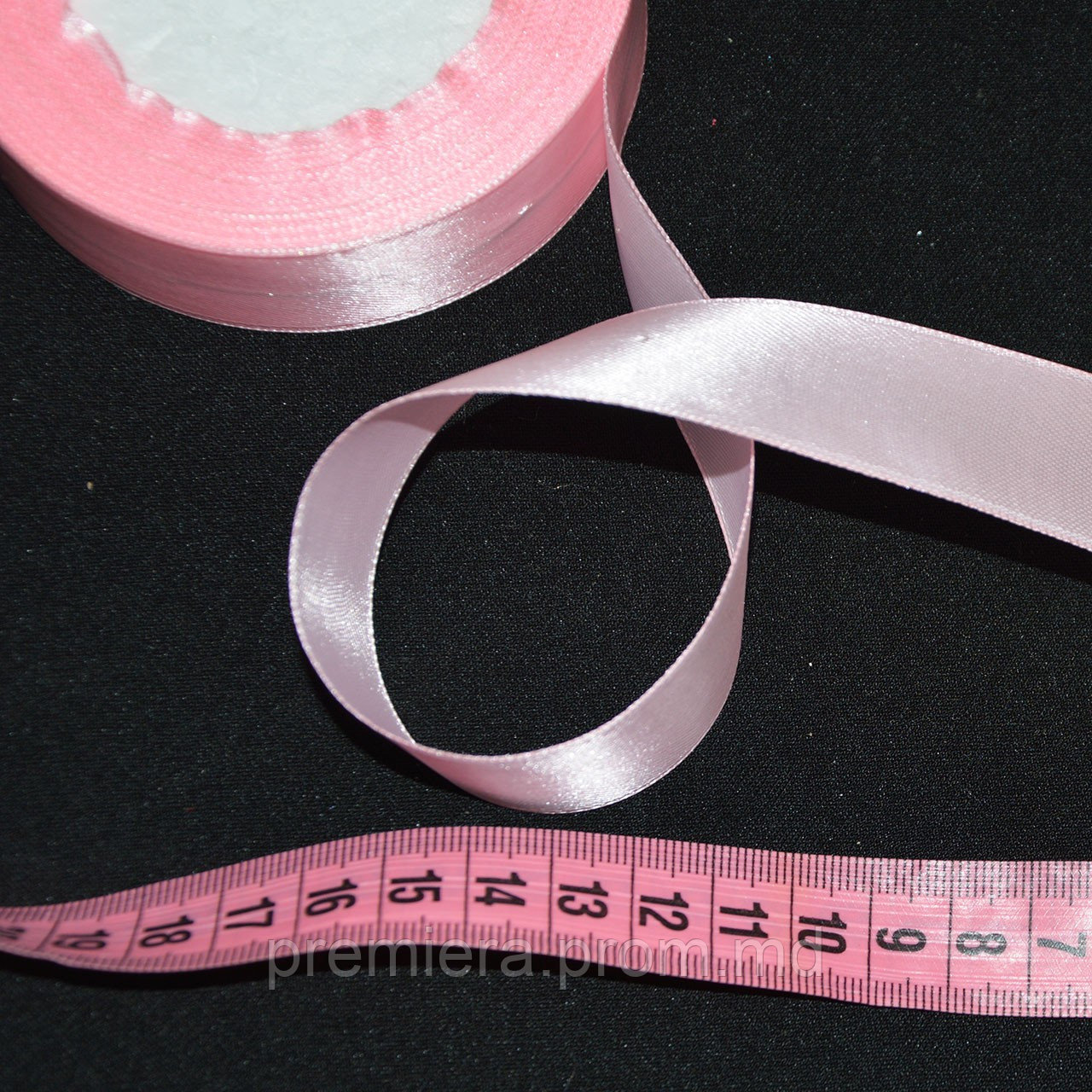 Лента атлас одностороняя розовая 20мм - фото 1 - id-p5105518