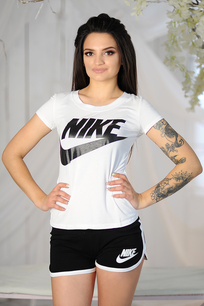 Спортивный костюм женский реплика Найк футболка и короткие шортики - фото 1 - id-p5538183