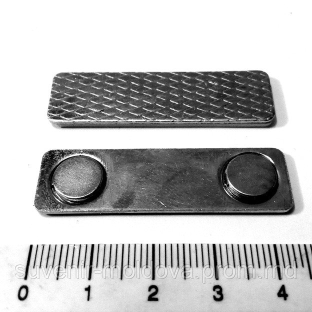 Магнитный держатель для бейджа 45х13 мм (металл) - фото 1 - id-p5582102