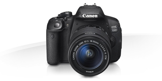 Зеркальный фотоаппарат Canon 700D KIT 18-55 IS STM - фото 1 - id-p5582146