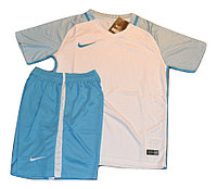 Футбольная форма игровая Nike ( цвет - светло голубой ) M (на рост 160-170 см)