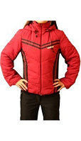 Куртка утепленная приталенная с капюшоном красное с черным