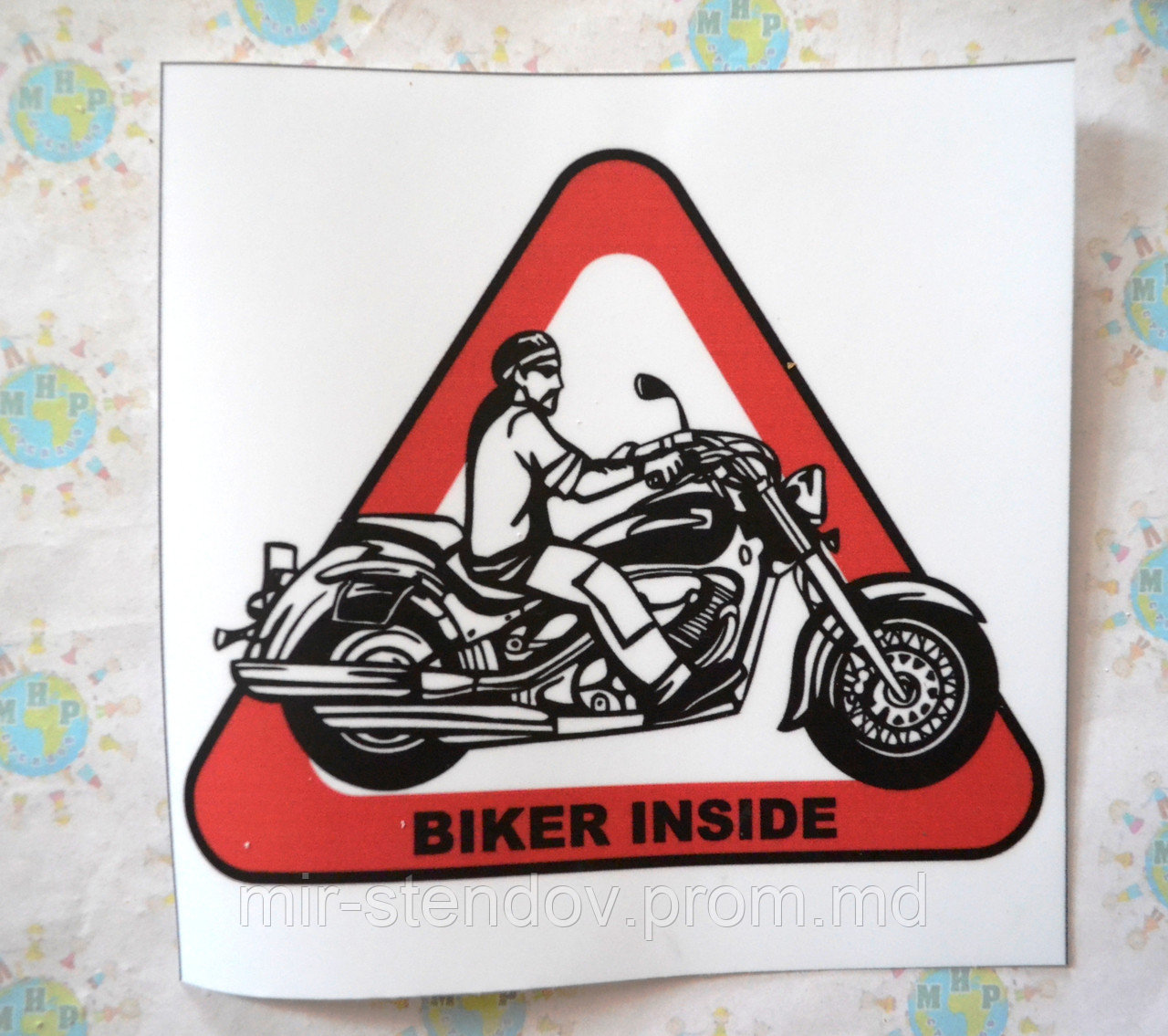 Наклейка на автомобиль За рулём мотоциклист Байк - фото 1 - id-p5993647
