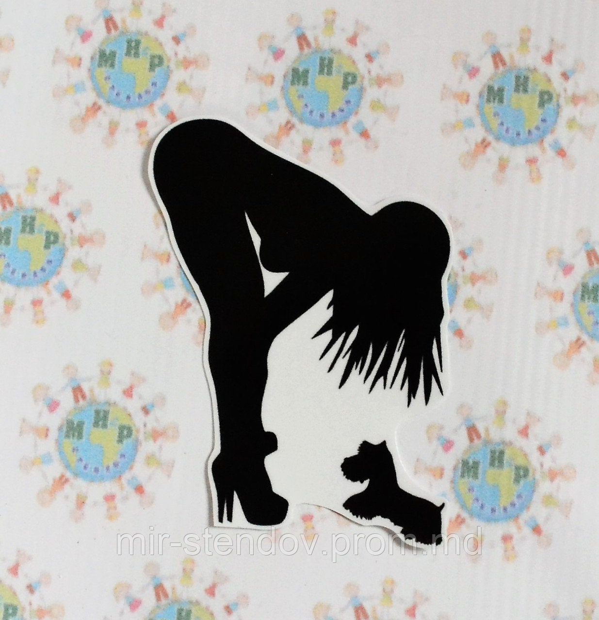 Наклейка Девочка с собачкой, фото 1