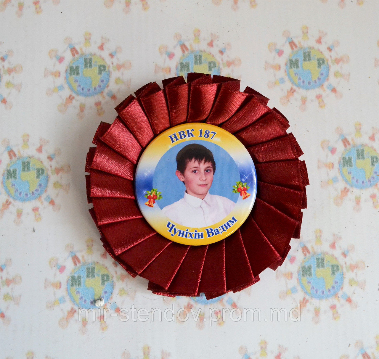 Значок с розеткой Тёмно-бордовой, фото 1