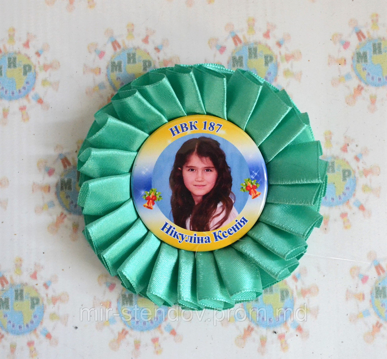 Значок Выпускник с розеткой и фотографией. Морская волна, фото 1