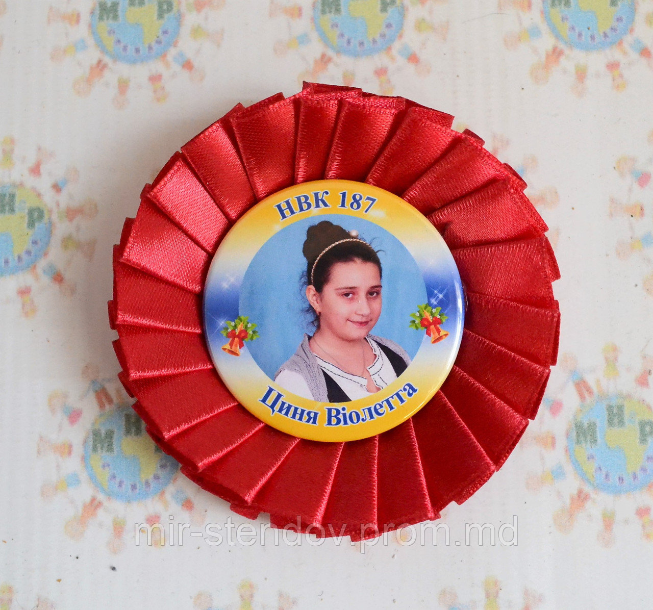 Значок Будущий выпускник с розеткой Бордо, фото 1