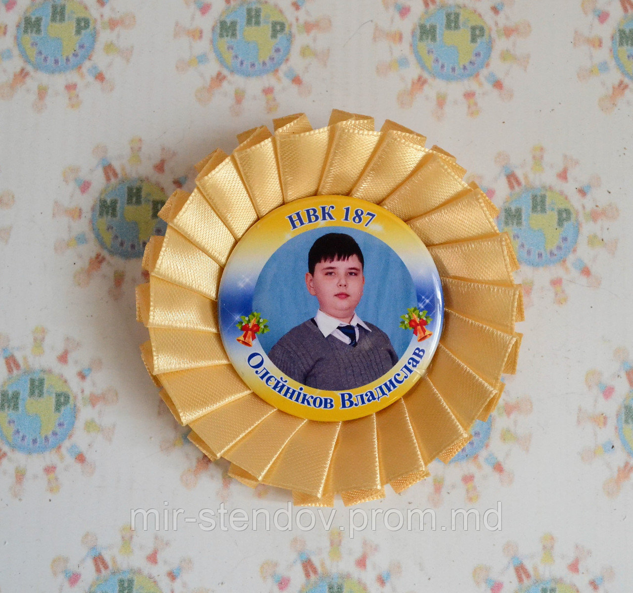 Значок Выпускник с розеткой Бежевый, фото 1