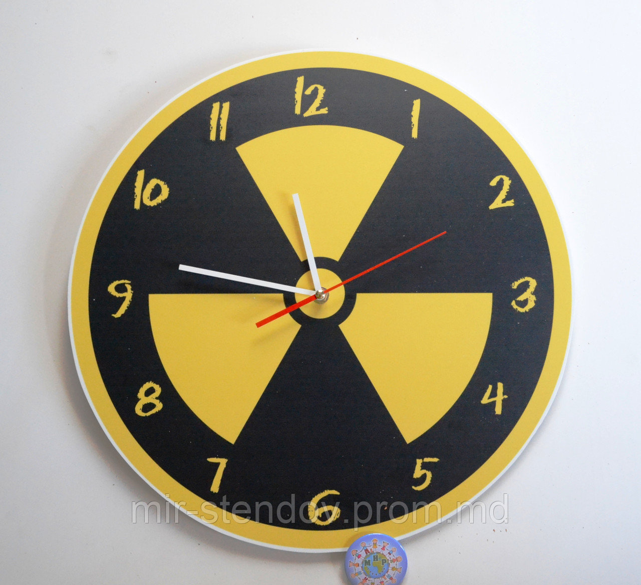 Настенные часы "Радиационная опасность" 35 см - фото 1 - id-p5995013