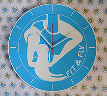 Часы на спортивную тематику