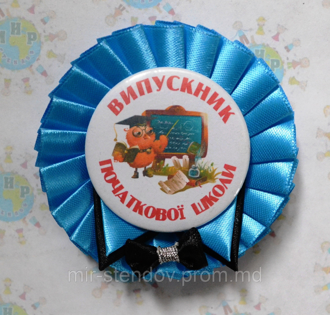 Значок Выпускник с оригинальной розеткой Синий смокинг, фото 1