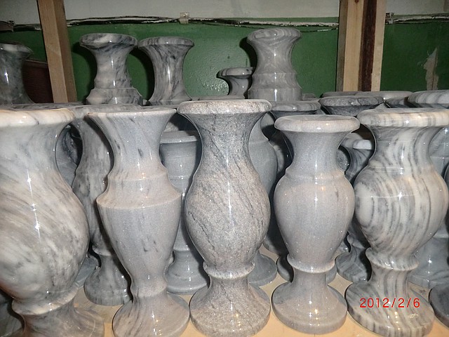 Мраморная ваза - фото 1 - id-p21614