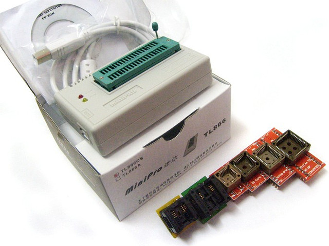 Программатор MiniPro TL866CS FULL(9 адаптеров!)USB - фото 1 - id-p1065531