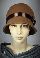 Шляпа женская из кашемира  с лентой "Варвара" (светло - коричневая)