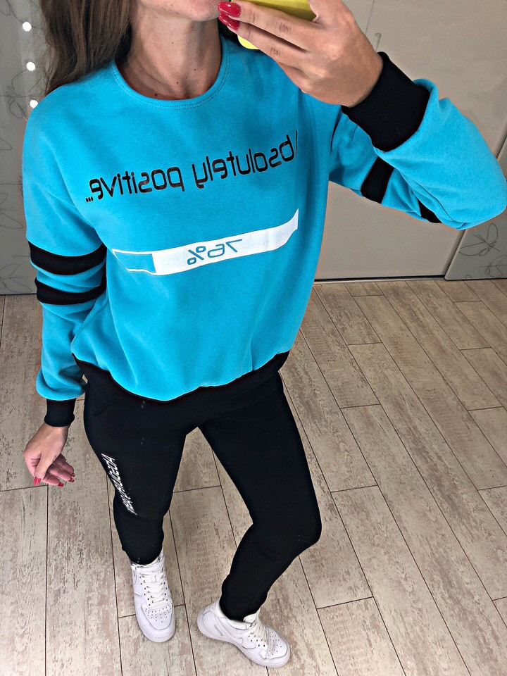Теплая молодежная женская спортивная кофта батник с начесом - фото 1 - id-p8639546
