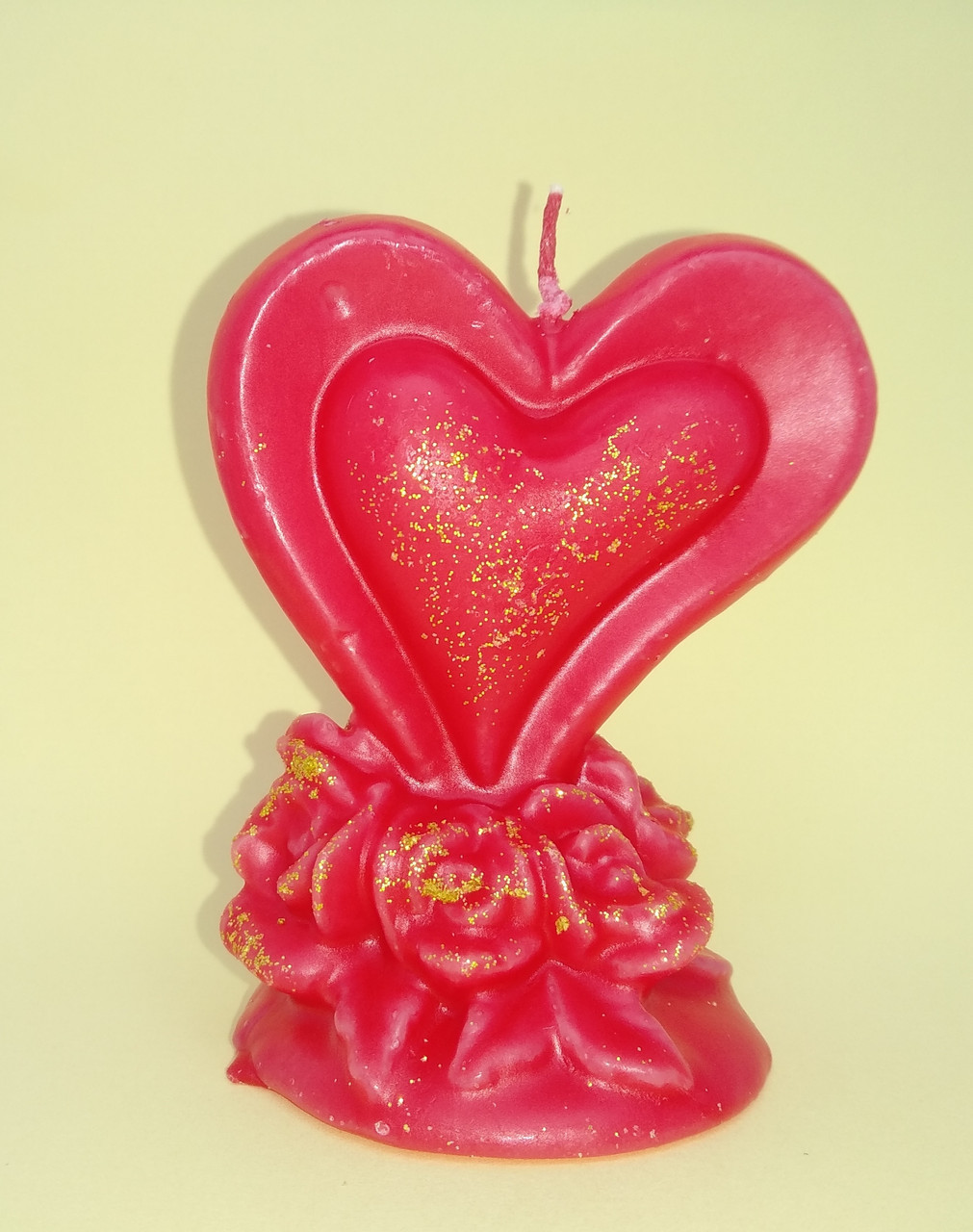 Свечи ко Дню Святого Валентина сердце в розах - фото 1 - id-p8777161
