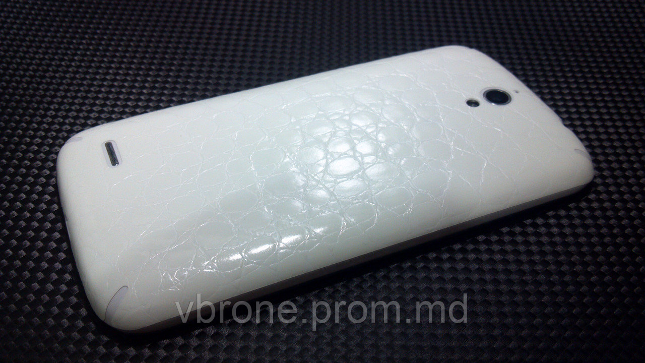 Декоративная защитная пленка для Huawei G610 аллигатор белый - фото 1 - id-p3867453