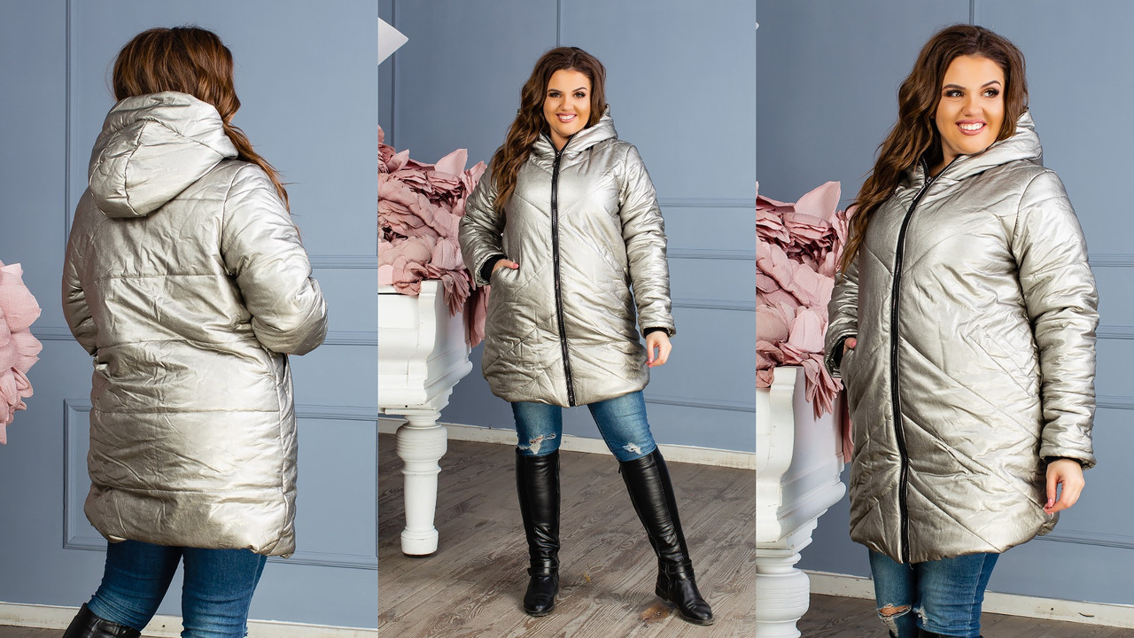 Женская теплая зимняя куртка пальто из кожзама металлик на синтепоне и меху с капюшоном, батал большие размеры - фото 1 - id-p8738224