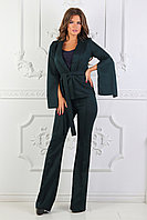 Оригинальный брючный деловой костюм женский: пиджак с разрезами на рукавах и штаны клеш с прошитым кантом