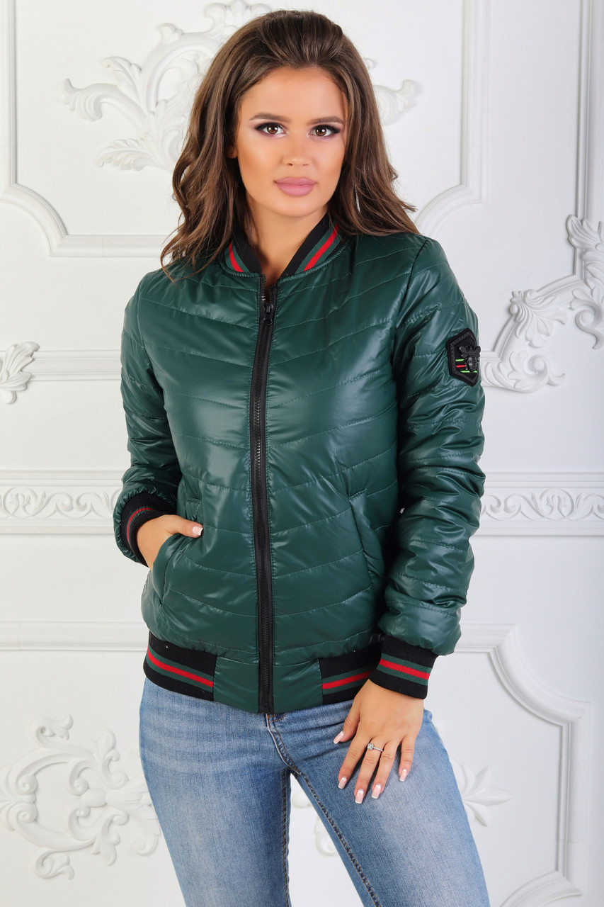 Удобная качественная куртка бомбер женская с поперечной стежкой - фото 1 - id-p8564660