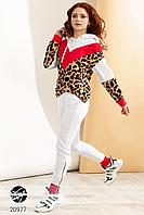Молодежный женский спортивный костюм с леопардовым принтом: кофта с капюшоном и штаны со змейками внизу