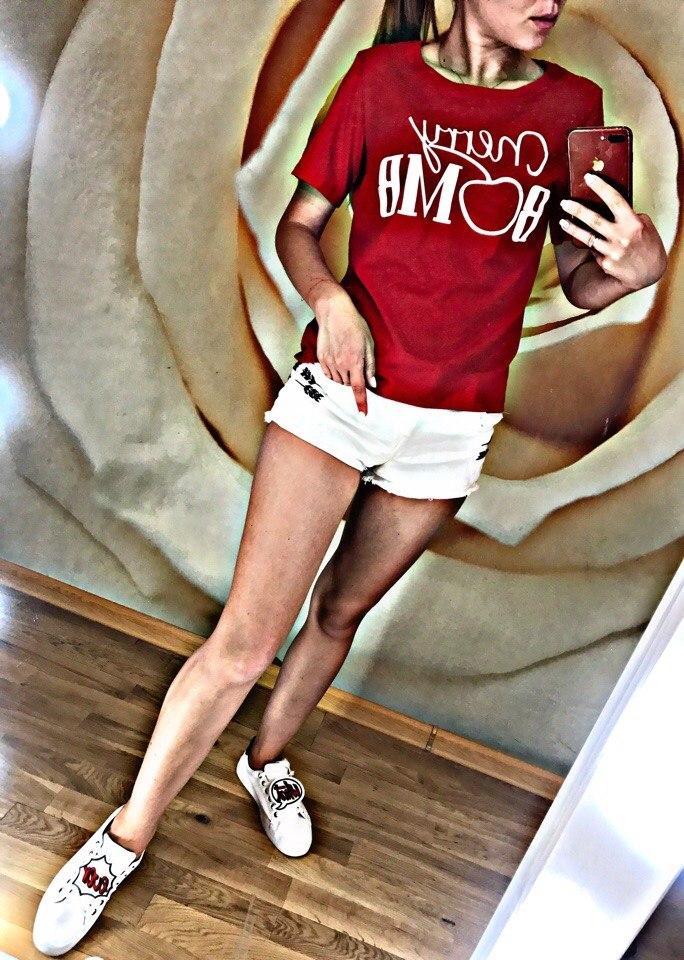 Летняя женская молодежная футболка с надписью Cherry Bomb - фото 1 - id-p9454324