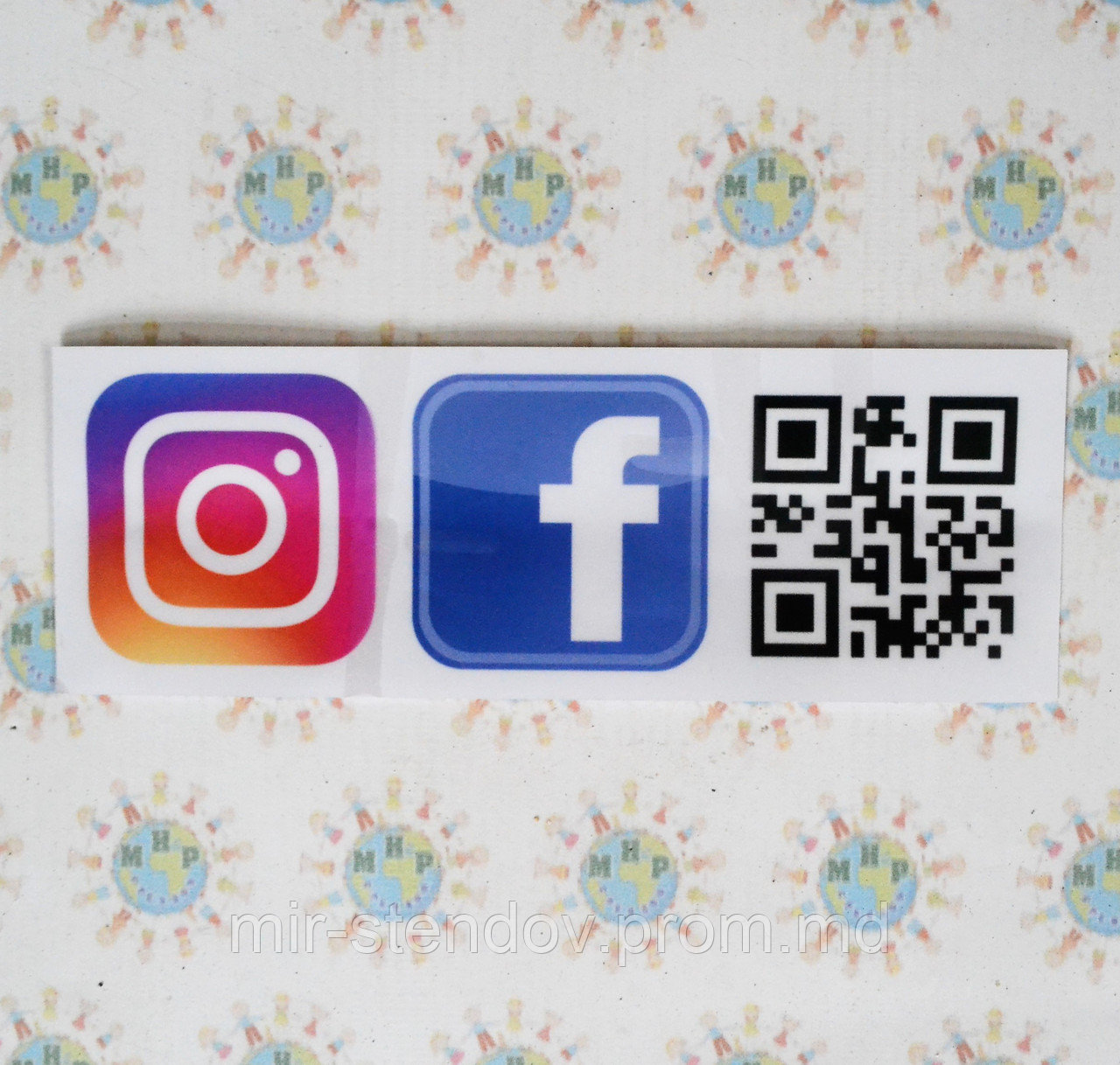 Наклейка на дверь с QR-кодом, фото 1