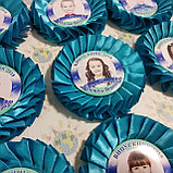 Бутоньерка на руку для выпускников и первоклассников с розеткой Бирюзовой, фото 2