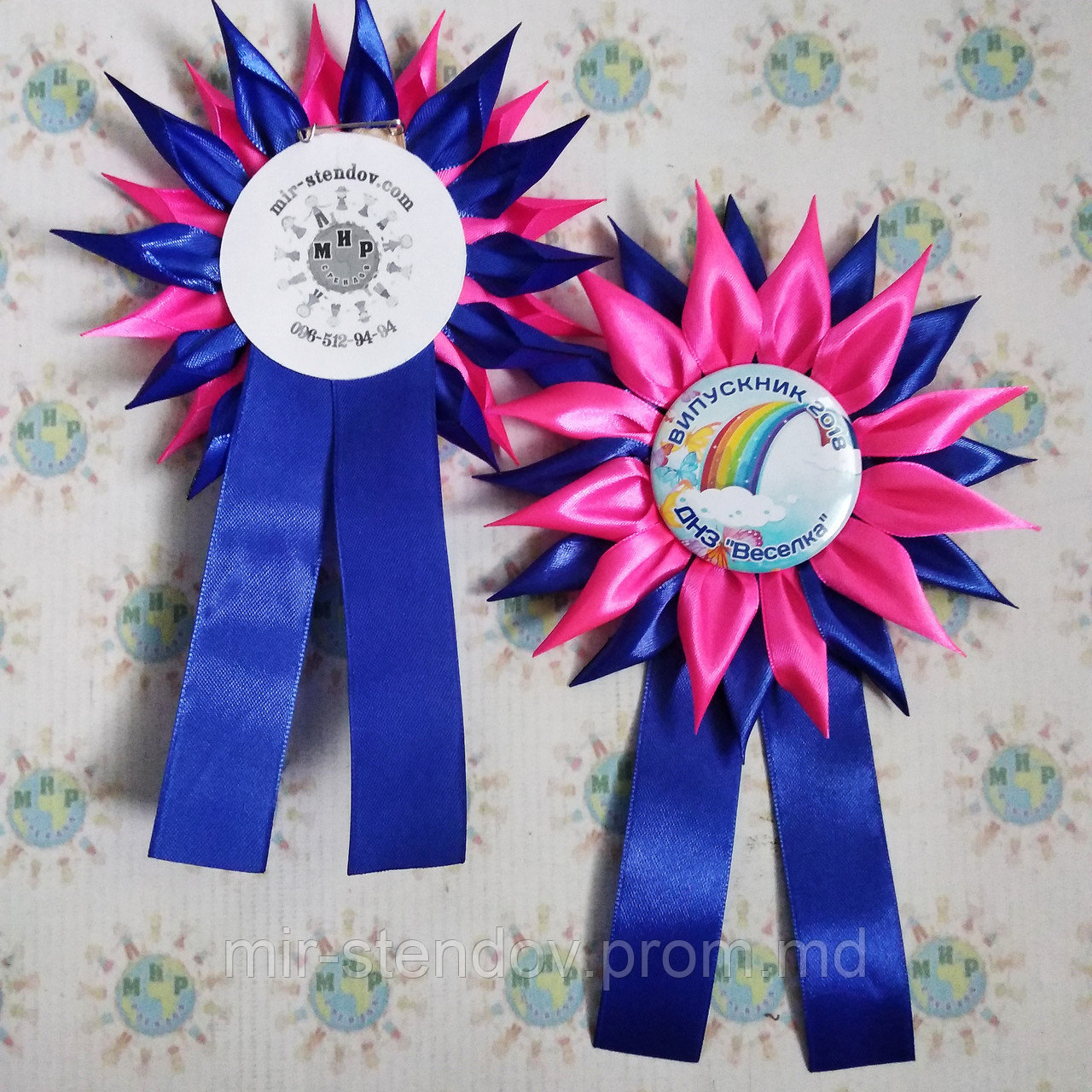 Значки с розетками Фиалка и хвостиками для выпускников, фото 1