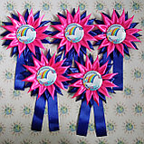 Значки с розетками Фиалка и хвостиками для выпускников, фото 3