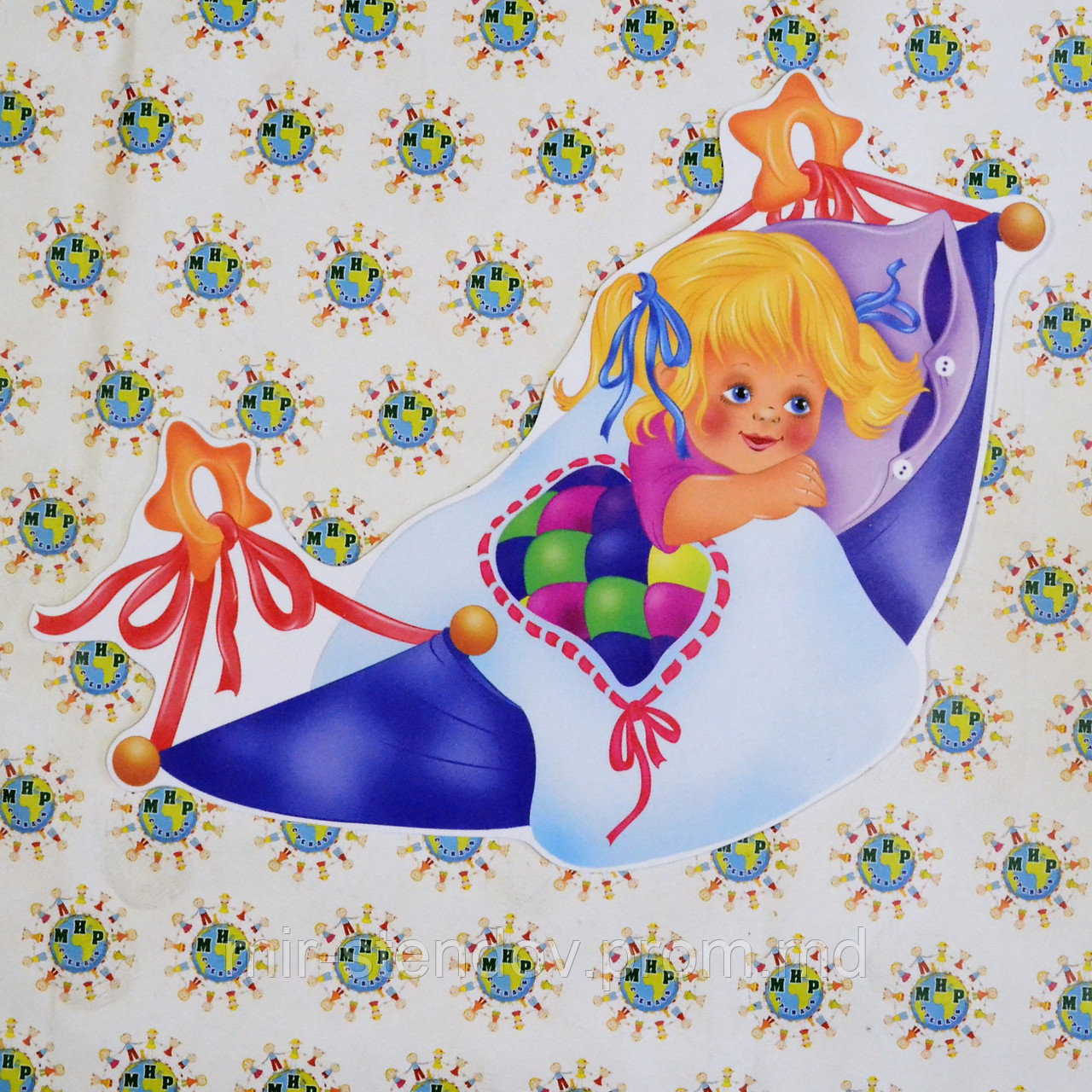 Девочка в гамаке. Настенная декорация для детского сада., фото 1