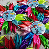 Значок Выпускник с розеткой Радуга, фото 2