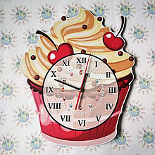 Часы настенные Пирожное с черешней