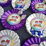 Значки с розеткой "Смокинг" для выпускников или первоклассников с синим бантиком, фото 3