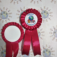 Значок Выпускник с розеткой и ленточками