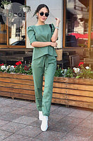 Женский стильный костюм из льна: легкая блуза с шифоновой вставкой и брюки с пояском