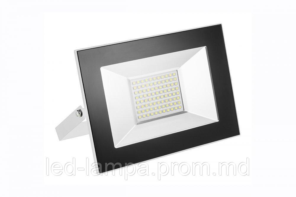 Светодиодный LED прожектор GTV, 30W, IP65, 4000K, G-TECH, белый, GT-FBX30W-40 - фото 1 - id-p9783882