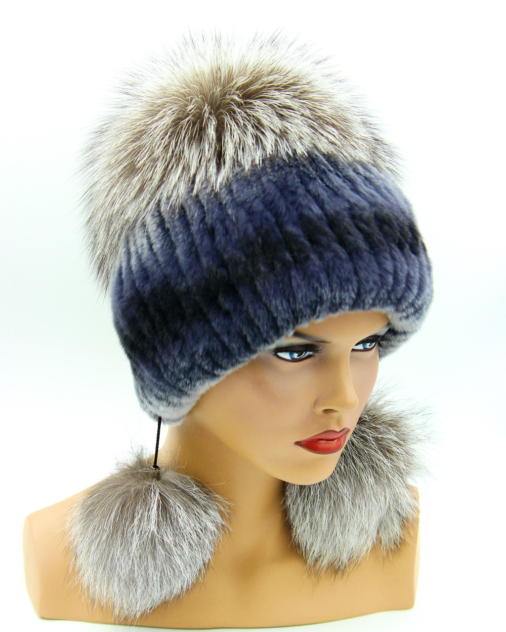 Женская меховая шапка на вязаной основе из чернобурки и Rex Rabbit "БонПомПон" - фото 1 - id-p9820460