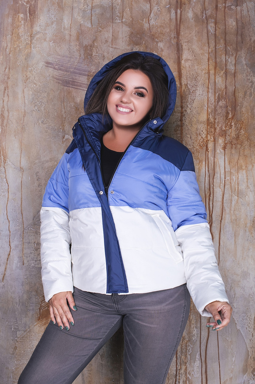 Женская осенняя дутая куртка из плащевки на синтепоне, со съемным капюшоном, норма и батал большие размеры - фото 1 - id-p9903981