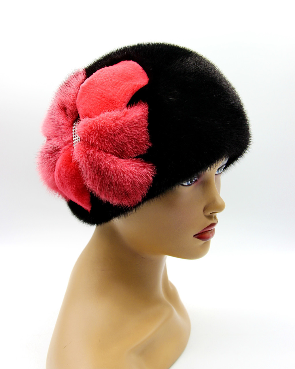 Норковая женская шапка "Шарик с аппликацией" (черная - сапфир) - фото 1 - id-p9946197