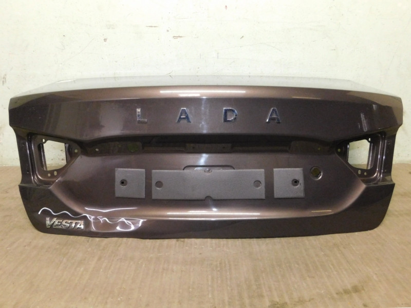 Крышка багажника VAZ lada vesta (2015) - фото 1 - id-p9948715