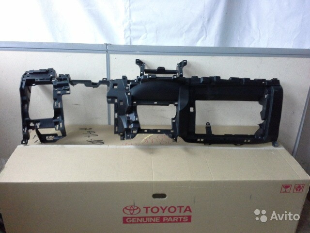Торпедо нижняя часть Toyota Rav 4 5531242060C0 - фото 1 - id-p9948750