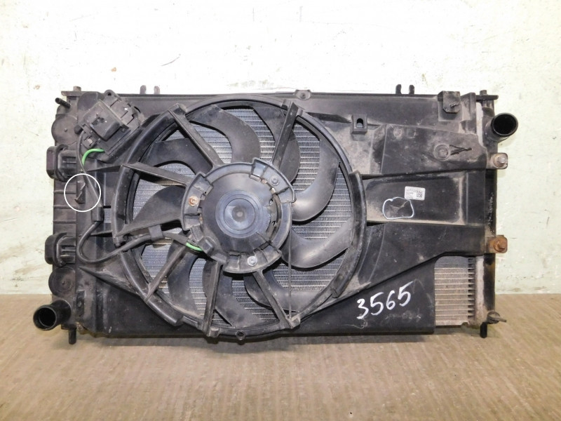 Радиатор основной LADA Granta 2011 - фото 1 - id-p9948987
