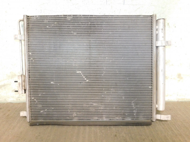 Радиатор кондиционера Hyundai Santa Fe 2012 - фото 1 - id-p9949067