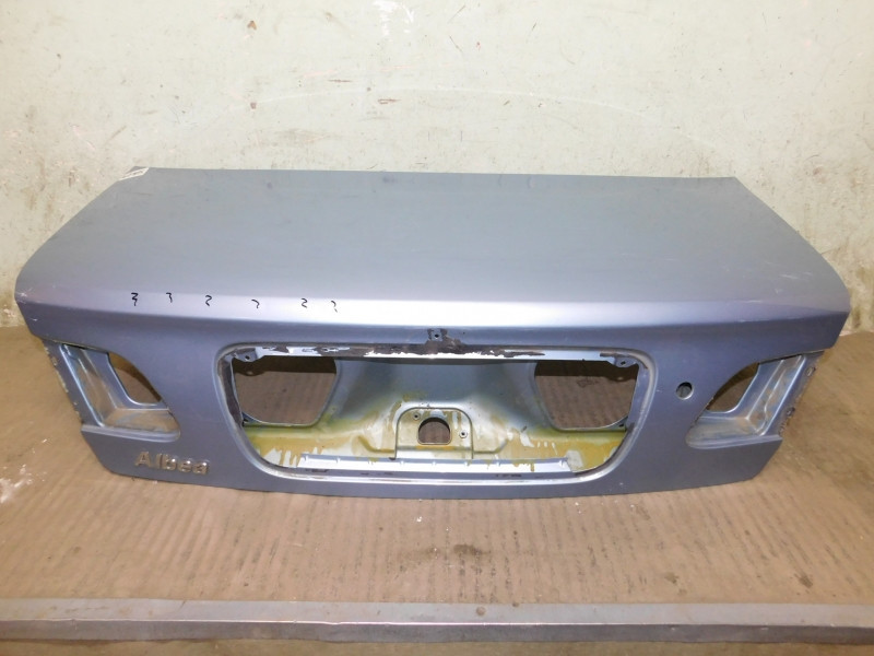 Крышка багажника Fiat Albea 2002-2012 - фото 1 - id-p9949189