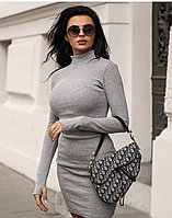 Облегающее ангоровое платье в мелкий рубчик с рукавами перчаткой, батал большие размеры