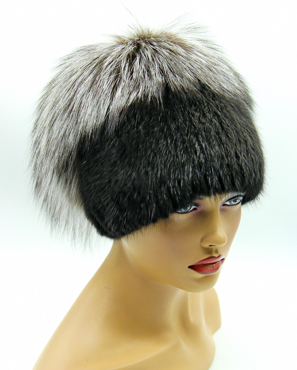 Женская меховая шапка из ондатры "Перо" с чернобуркой. - фото 1 - id-p8141283