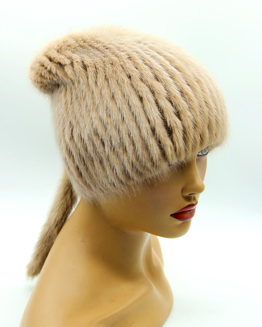 Меховая норковая шапка женская на вязаной основе "С хвостом" (пудра). - фото 1 - id-p8141295