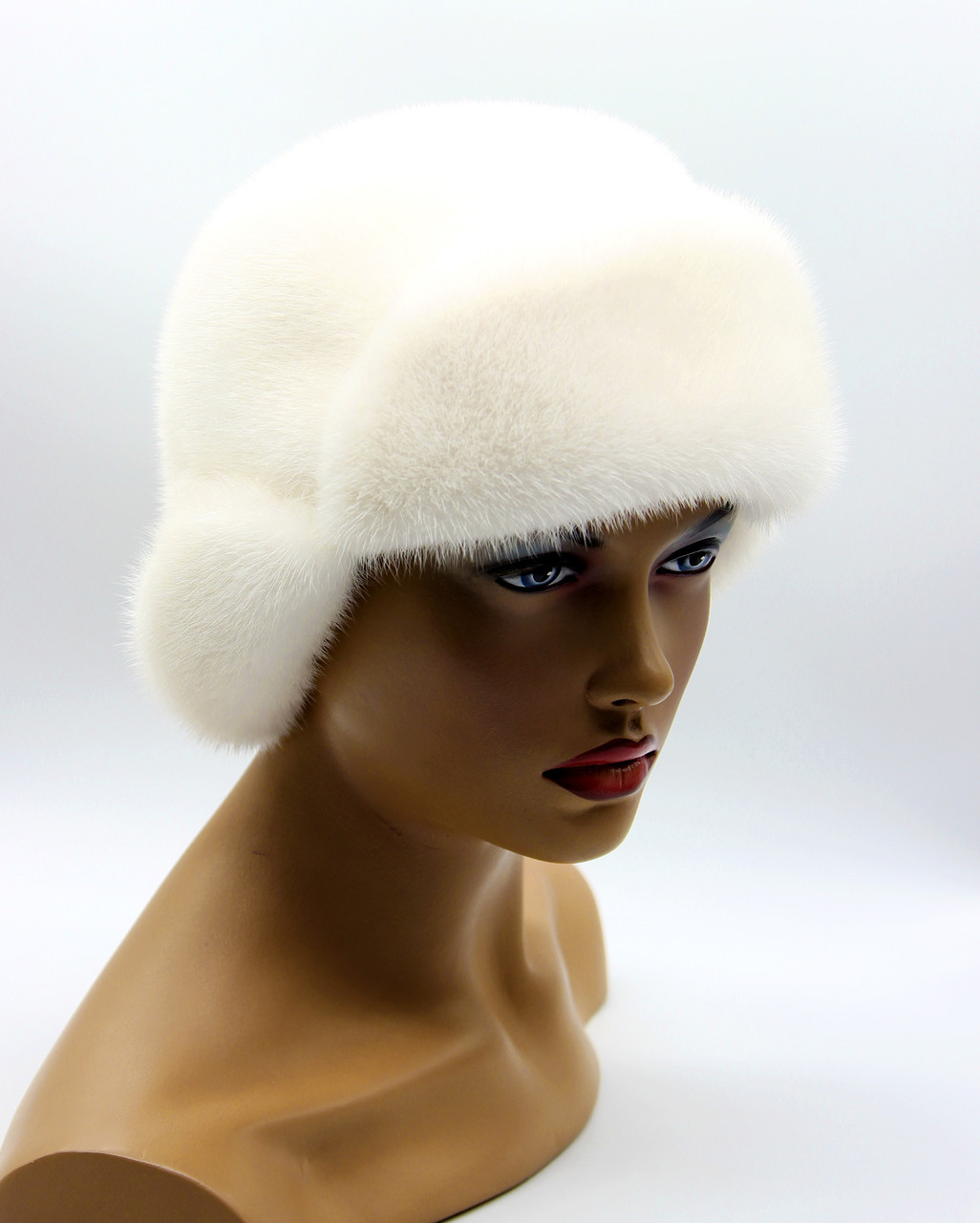 Женская шапка из меха норки "Лобик - короткое ухо", белая. - фото 1 - id-p8141414